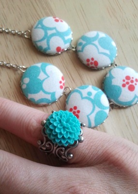 Button necklace 2